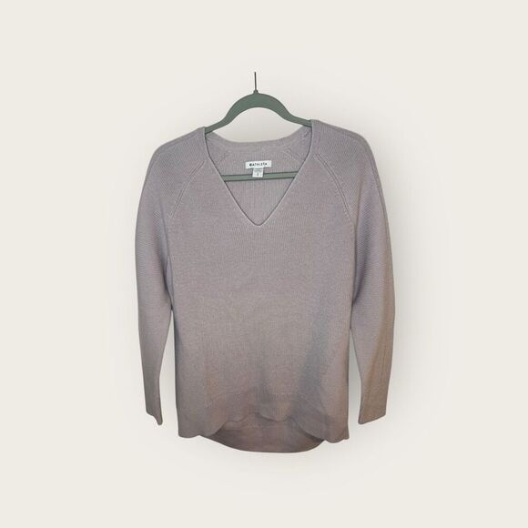 Athleta Hanover Merino Wool V-Neck Sweater Lavender Size Small - Picture 4 of 8